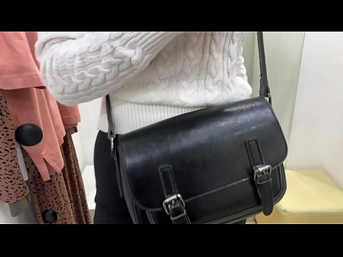 ❤️ Публичная мастурбация молоденькой сучки ФералБерри с дилдо в примерочной ❤ Качественный секс у нас